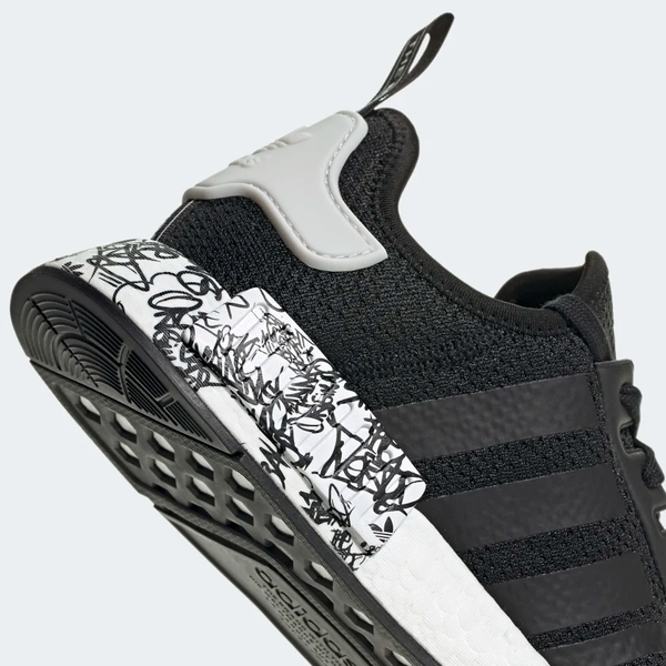 ADIDAS NMD_R1 SHOES 男鞋 慢跑 休閒 BOOST 襪套 柔軟 塗鴉 黑【運動世界】EH0779 product thumbnail 9