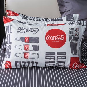 HOLA 可口可樂系列純棉床被四件組 雙人尺寸款 Coca-Cola