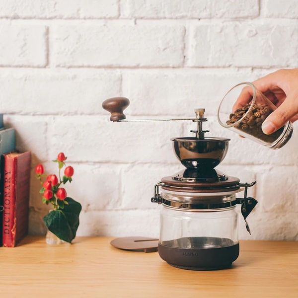 【HARIO】創新保鮮手搖磨豆機 CMHN-4 手搖磨豆機 磨豆機 咖啡周邊 咖啡用具 product thumbnail 3