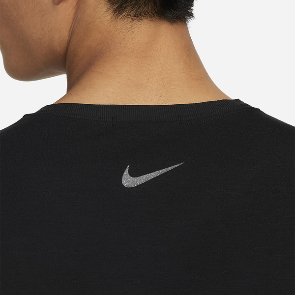 Ripley - POLERA NIKE YOGA CJ9326-010