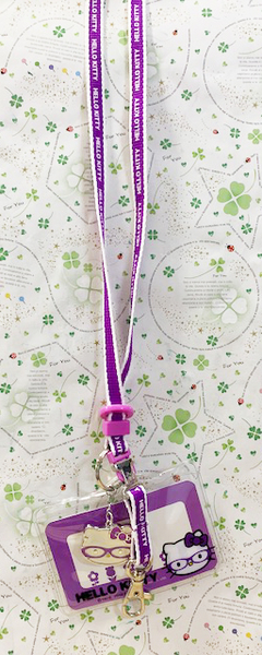 【震撼精品百貨】Hello Kitty 凱蒂貓~KITTY日本SANRIO三麗鷗~證件套附繩-眼鏡紫*09143 product thumbnail 2