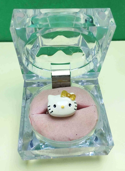 【震撼精品百貨】Hello Kitty 凱蒂貓~造型戒指-黃