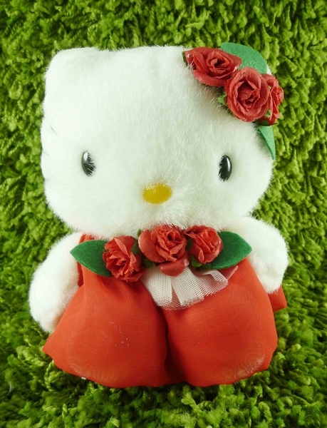 【震撼精品百貨】Hello Kitty 凱蒂貓~KITTY絨毛娃娃-葡萄牙服飾-紅色