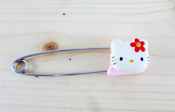 【震撼精品百貨】Hello Kitty 凱蒂貓~KITTY安全別針-大頭造型