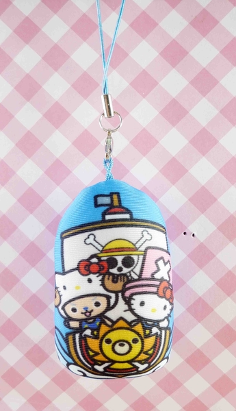 【震撼精品百貨】ONE PIECE&HELLO KITTY_聯名海賊王喬巴&凱蒂貓系列~鎖圈-藍沙包(海盜船)