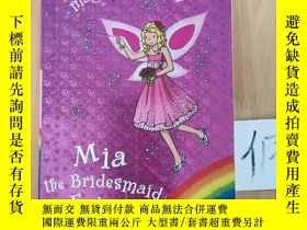 二手書博民逛書店Mia罕見the Bridesmaid Fairy: Rainbow MagicY15335