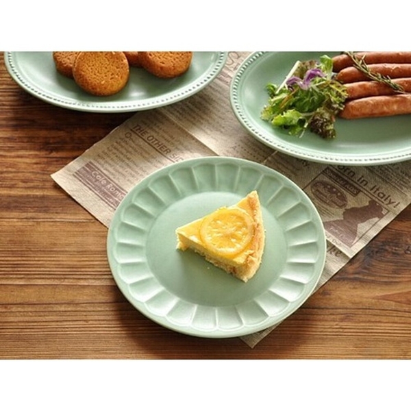 日本製美濃燒甜點盤 18.5cm 餅乾盤 ins盤 小蛋糕盤 沙拉盤 圓盤 盤子 餐盤 小盤 網美盤 18.5cm 餅乾盤