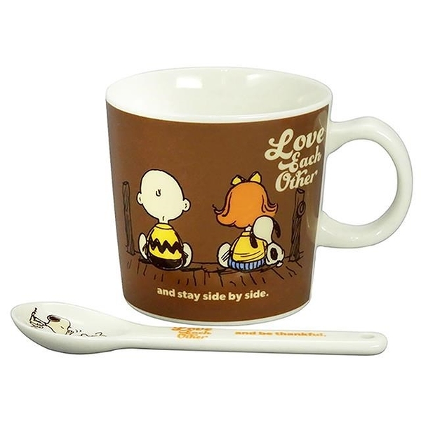 【震撼精品百貨】史奴比Peanuts Snoopy ~史努比-珍愛彼此馬克杯+湯匙*21803