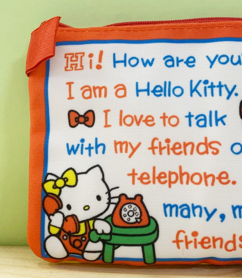 【震撼精品百貨】Hello Kitty 凱蒂貓~Hello Kitty日本SANRIO三麗鷗KITTY化妝包/筆袋-懷舊*85604 product thumbnail 5