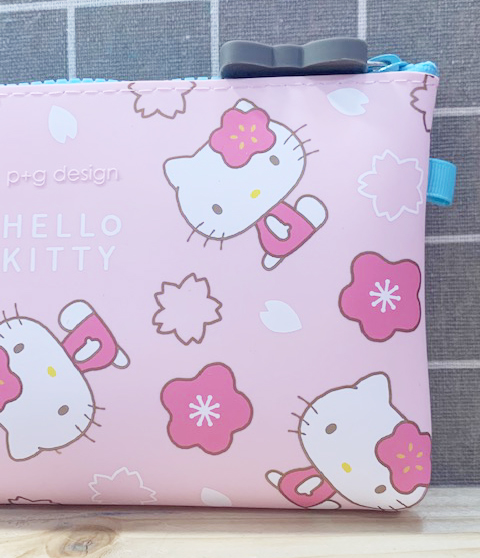 【震撼精品百貨】Hello Kitty 凱蒂貓~Hello Kitty日本SANRIO三麗鷗KITTY化妝包/筆袋-矽膠櫻花粉*78116 product thumbnail 3