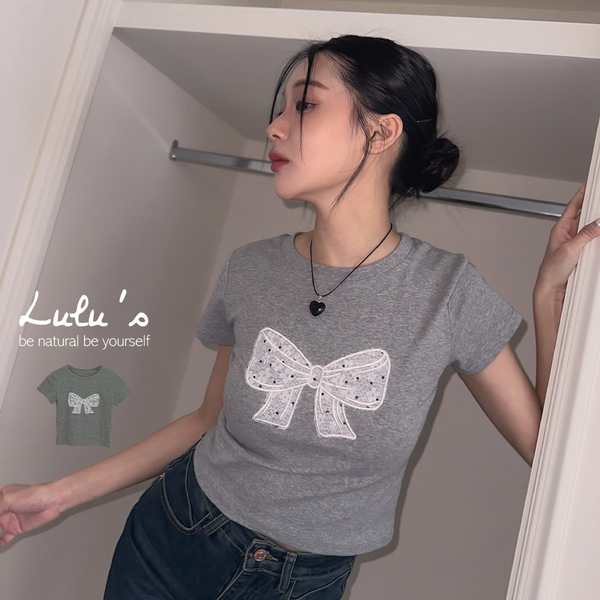 LULUS/點點蕾絲蝴蝶結上衣灰【A01240267】