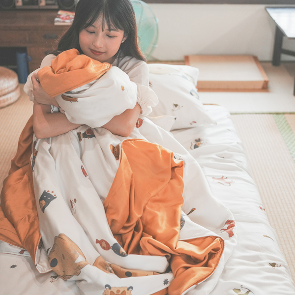 天絲(100支)床組 星際喵子▻禮盒包裝◅Q4加大薄床包鋪棉兩用被四件組 台灣製 棉床本舖