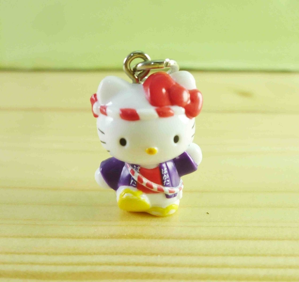 【震撼精品百貨】Hello Kitty 凱蒂貓~KITTY鎖圈-地域限定版吊飾-靜岡(紫衣)