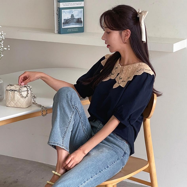 【限量現貨】韓國製．氣質拼色蕾絲娃娃領五分袖上衣．白鳥麗子 product thumbnail 3