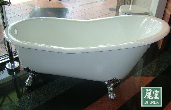 【麗室衛浴】BATHTUB WORLD 鑄鐵古典造型貴妃浴缸 NH-1002-1 156*78*H58/76.5CM