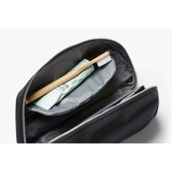 BELLROY Toiletry Kit Plus 收納包-Black product thumbnail 3