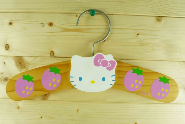 【震撼精品百貨】Hello Kitty 凱蒂貓~衣架-草莓圖案【共1款】