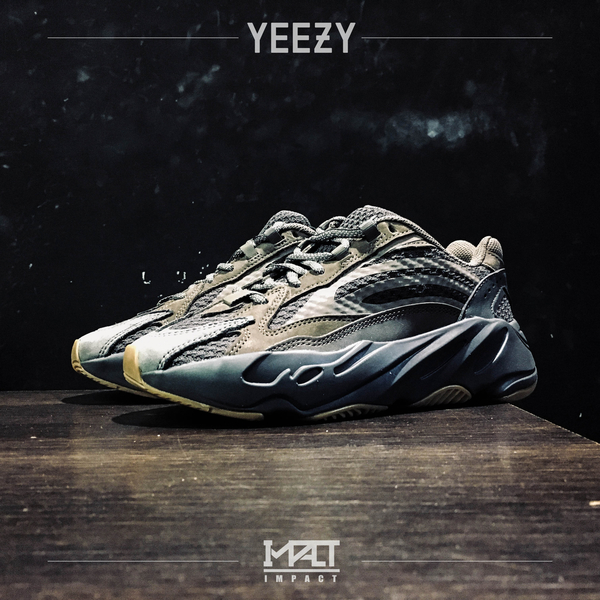 yeezy 700 3m