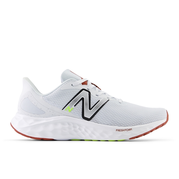 New Balance 男2E寬楦慢跑鞋 白 KAORACER MARISCY4