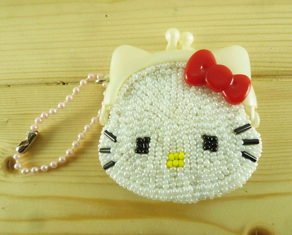【震撼精品百貨】Hello Kitty 凱蒂貓-三麗鷗 KITTY珠扣零錢包-珠珠材質-紅色#02297