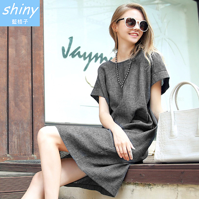 【V1552】shiny藍格子-歐美時尚‧修身圓領寬鬆棉麻短袖連身裙