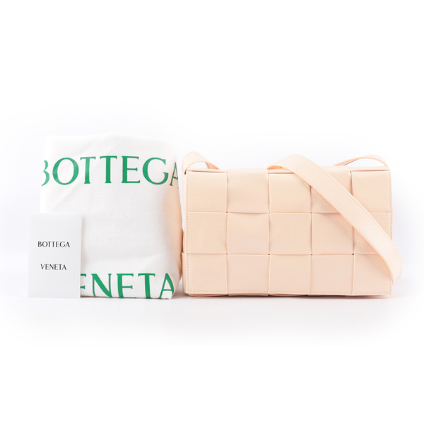 【BOTTEGA VENETA】小牛皮Cassette編織包(哈密瓜色) 667298 VCQ71 6706