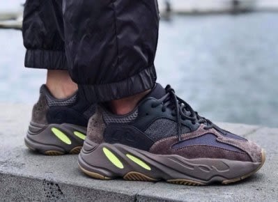 x［TellCathy］Adidas Yeezy Boost 700 Mauve EE9614老爹鞋