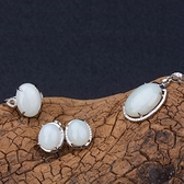 和闐白玉鑲嵌三套裝 戒指 吊墜耳釘女款簡單款套裝 s925銀套裝