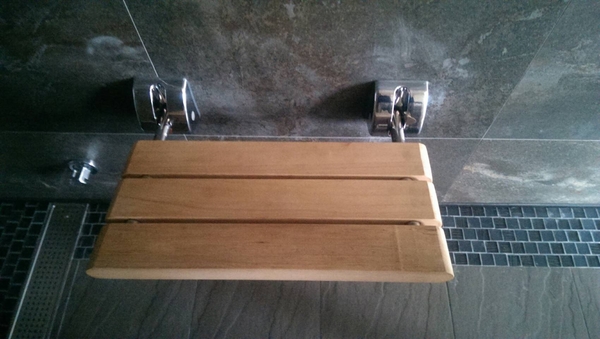 【麗室衛浴】北美檜木椅 G-053-2 適合 蒸氣、淋浴專用摺疊淋浴椅可承受130公斤 (鉻) product thumbnail 4
