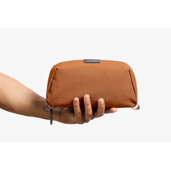 BELLROY Toiletry Kit Plus 收納包-Bronze product thumbnail 8