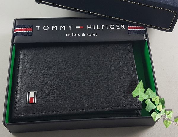 【Tommy】Tommy Hilfiger 男皮夾 短夾 牛皮夾 三折 多卡夾 大鈔夾 品牌盒裝／黑色