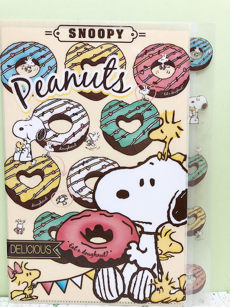 【震撼精品百貨】史奴比Peanuts Snoopy ~SNOOPY 5P文件夾-甜甜圈#82601