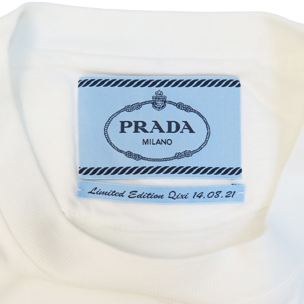 【二手名牌BRAND OFF】PRADA 普拉達 白色 棉質 經典LOGO 短袖 短版 T-shirt T恤 product thumbnail 3