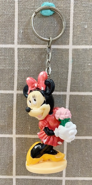 【震撼精品百貨】Micky Mouse_米奇/米妮 ~造型鑰匙圈~米妮拿花#01001