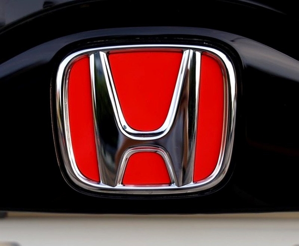 Honda本田 Fit後標誌貼膜 15 23年fit4 Fit3後標誌改色貼logo 廠徽改裝 Yahoo奇摩超級商城