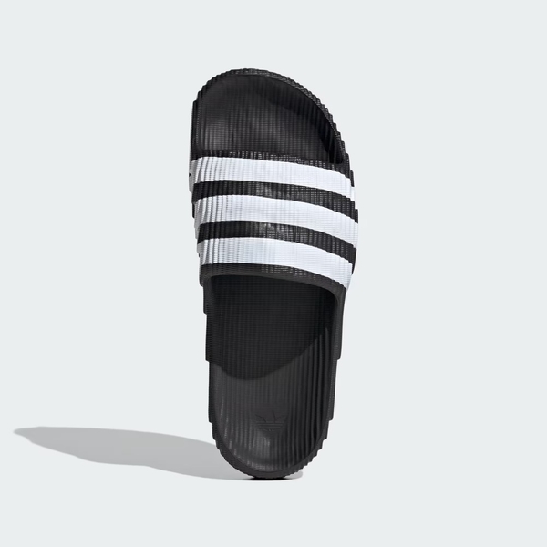 adidas ADILETTE 22 拖鞋 男女鞋 穿搭 夏日 運動 三葉草 IF3670 黑 product thumbnail 2