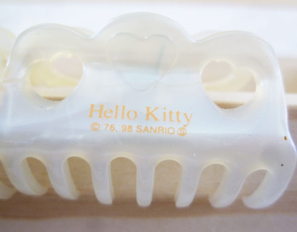 【震撼精品百貨】Hello Kitty 凱蒂貓~鯊魚夾 紫/白/藍雲/藍星【共4款】 product thumbnail 5