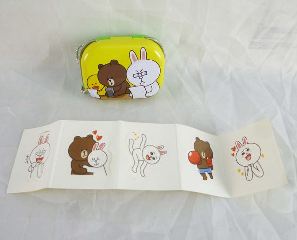 【震撼精品百貨】LINE FRIENDS_兔兔、熊大~鐵盒附貼紙-熊大/竊笑/讀書【共3款】 product thumbnail 5