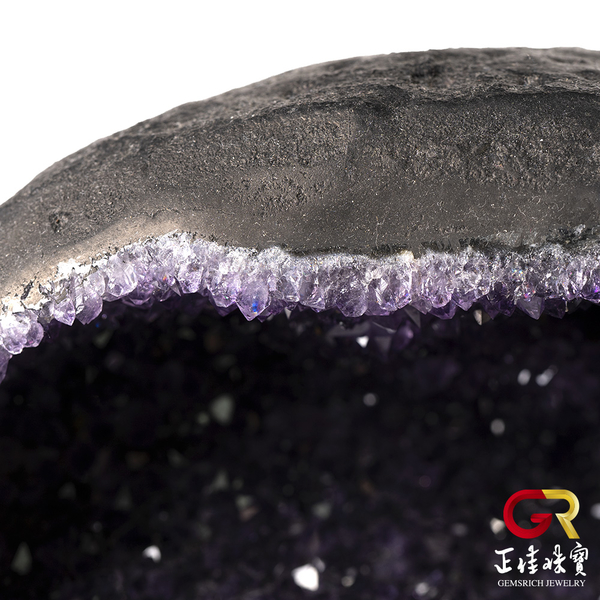 紫水晶 頂級5A 紫水晶洞 6.5kg 原礦紫水晶 紫水晶擺件｜黑檀木座 product thumbnail 5