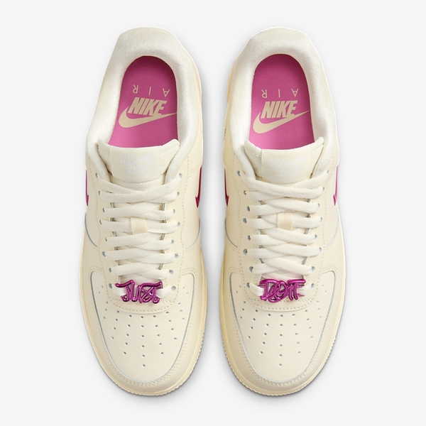 NIKE WMNS AIR FORCE 1 07 SE 休閒鞋 女 運動鞋 米白桃 FB8251-101 穿搭 product thumbnail 4