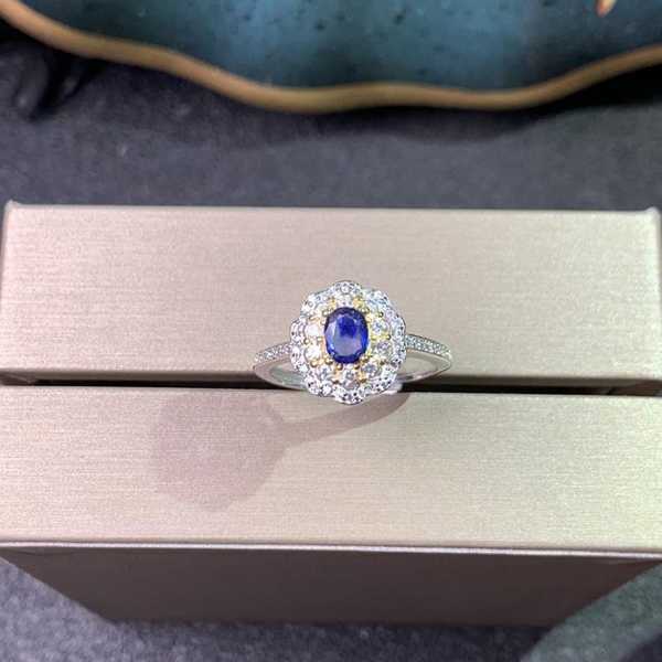 特惠新款天然藍寶石戒指925銀鍍金精工鑲嵌4*5Mm活口雙色戒指免運