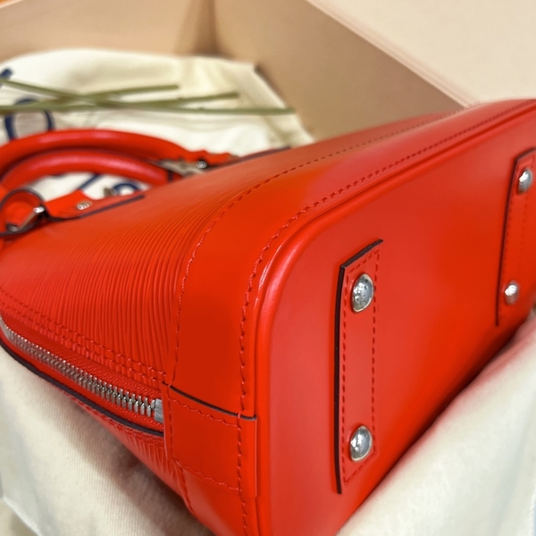 【哈極品】美品 《Louis Vuitton LV 紅色 EPI水波紋 艾瑪BB 手提包/斜背包》
