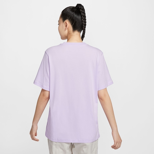 NIKE AS W NSW TEE ESSNTL LBR 上衣 女款 短袖 短T 休閒 運動 粉紫 FD4150-511 product thumbnail 2