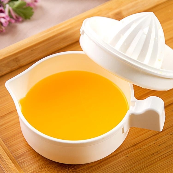 日本手動榨汁杯家用壓榨橙子榨汁機手工檸檬擠汁器壓水果原汁橙汁 快速出貨