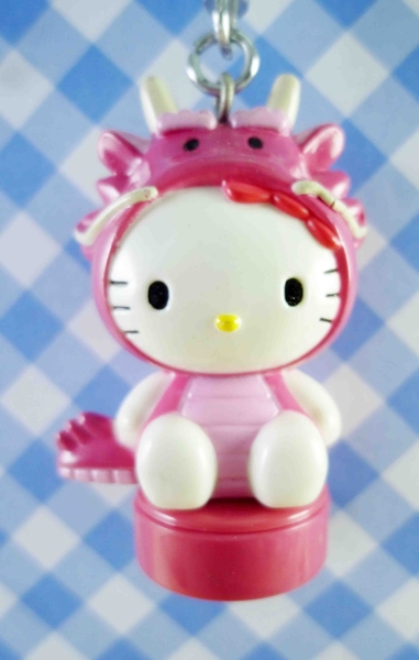 【震撼精品百貨】Hello Kitty 凱蒂貓~KITTY限量鑰匙圈-生肖系列(大)-龍 product thumbnail 3