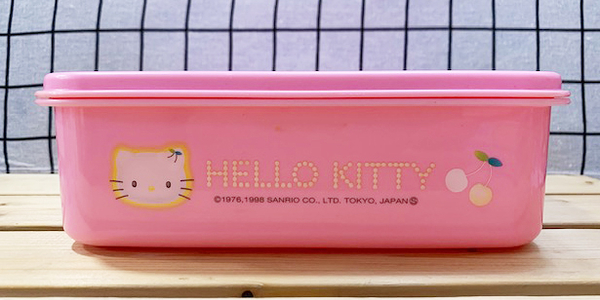 【震撼精品百貨】Hello Kitty_凱蒂貓~KITTY 日本SANRIO三麗鷗KITTY單層保鮮盒-日本製*35272