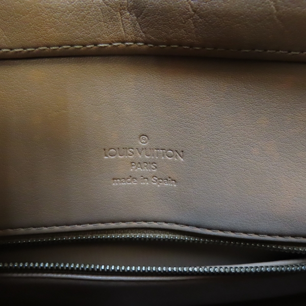 【二手名牌BRAND OFF】LOUIS VUITTON 路易威登 淺褐色 漆皮 Houston 托特包 M91004 product thumbnail 6