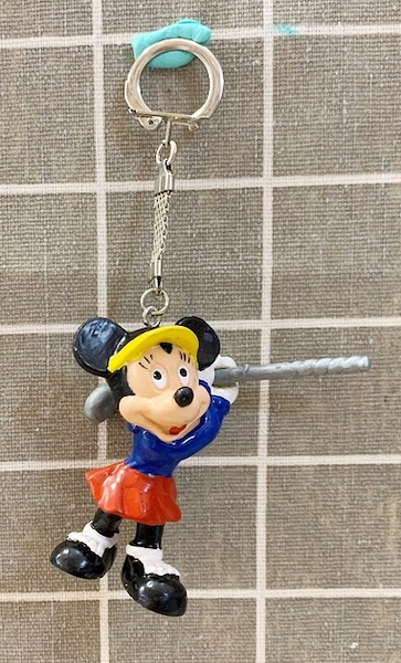 【震撼精品百貨】Micky Mouse_米奇/米妮 ~造型鑰匙圈~米妮高爾夫#01008