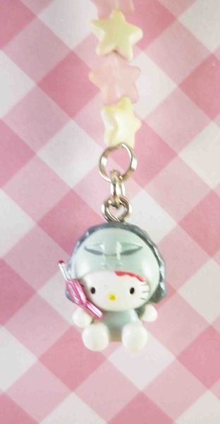 【震撼精品百貨】Hello Kitty 凱蒂貓~限定版手機吊飾-東京銀(串珠)