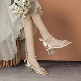 高跟鞋 透明涼鞋夏季女款2023年新款粗跟百搭舒適一字法式珍珠絲帶鞋